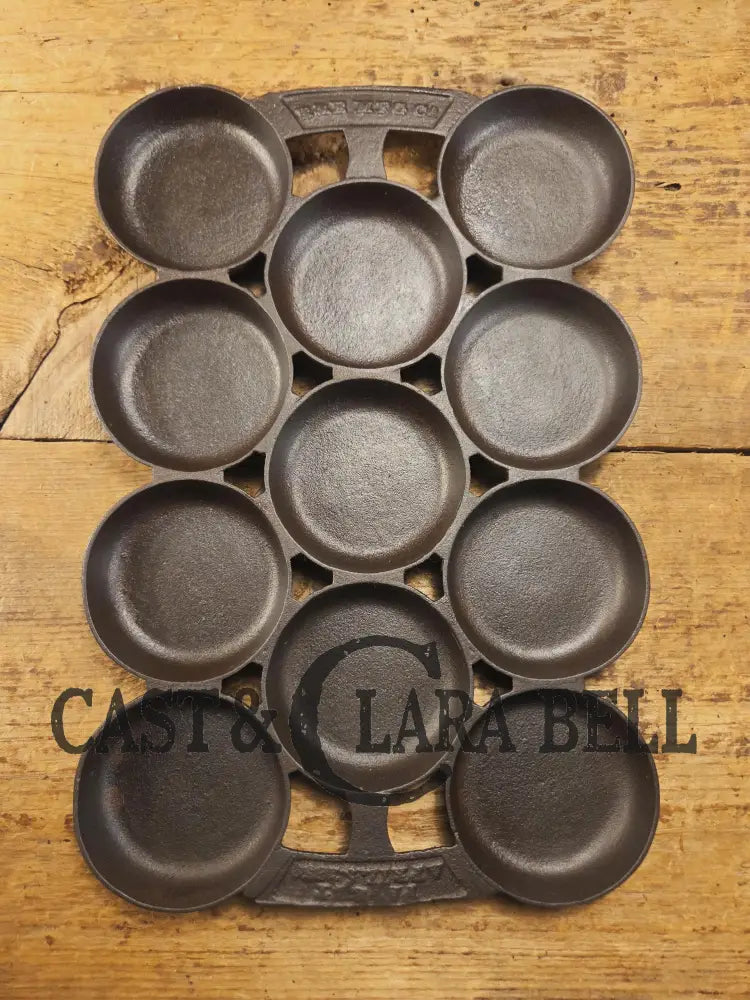 Late 1800’s #2 Gem Pan by Russell and Erwin Connecticut. Perfect for biscuits or english muffins! Restored and Ready to