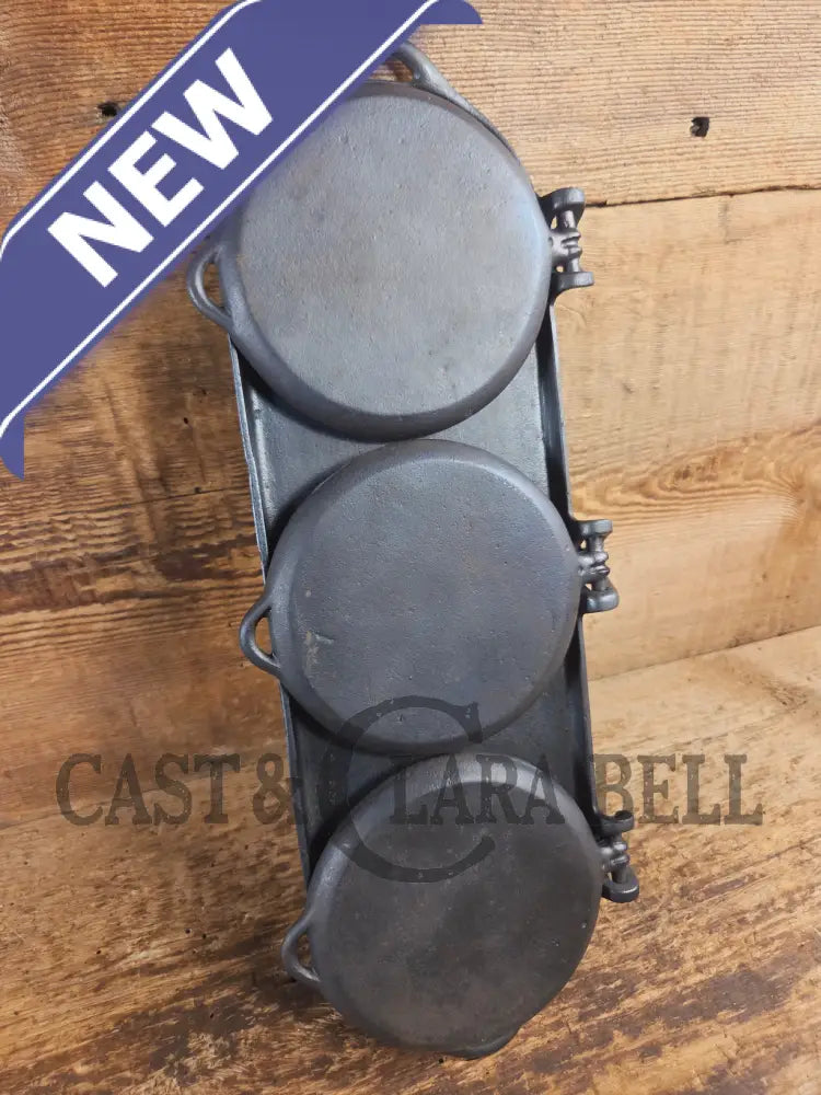 Late 1800’s 3-Section Pancake Flop Griddle by Schofield MFG. New York. Mint condition SC24 - Griddle