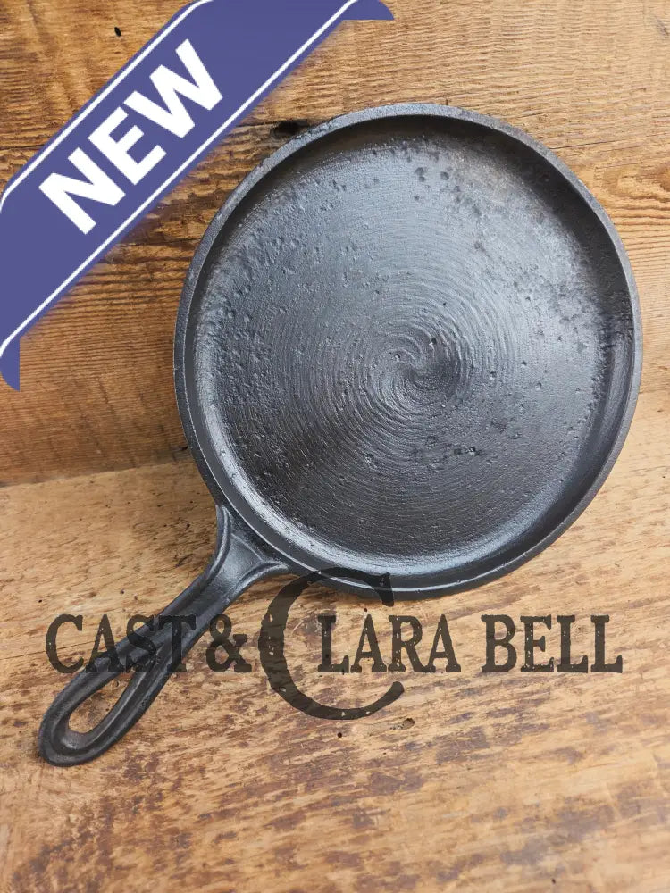 Late 1800’s Antique #6 Round ’Snack’ Griddle with Gate mark and Raised 6 P. Perfect size for one! Griddle