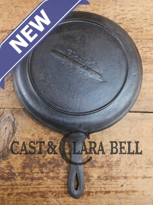 Late 1800βs Antique #8 Round Stove Eye Griddle with Gate mark and Raised 8 semi-fancy handle Griddle