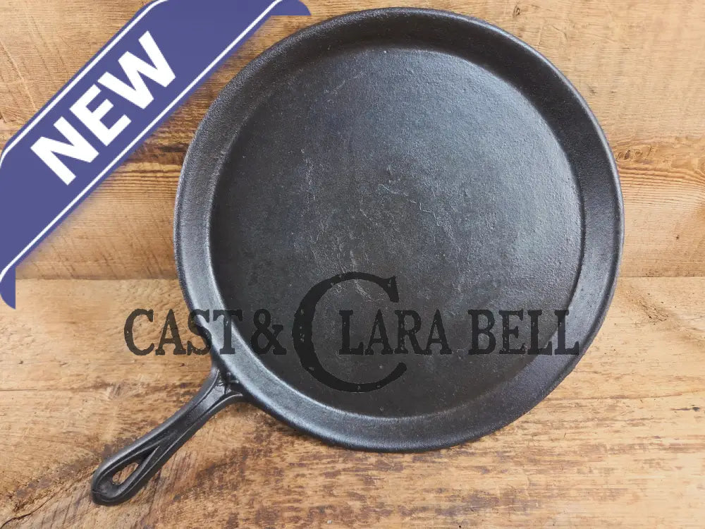 Late 1800’s Antique #9 Round Stove Eye Griddle with Gate mark and Raised 9 semi-fancy handle Griddle