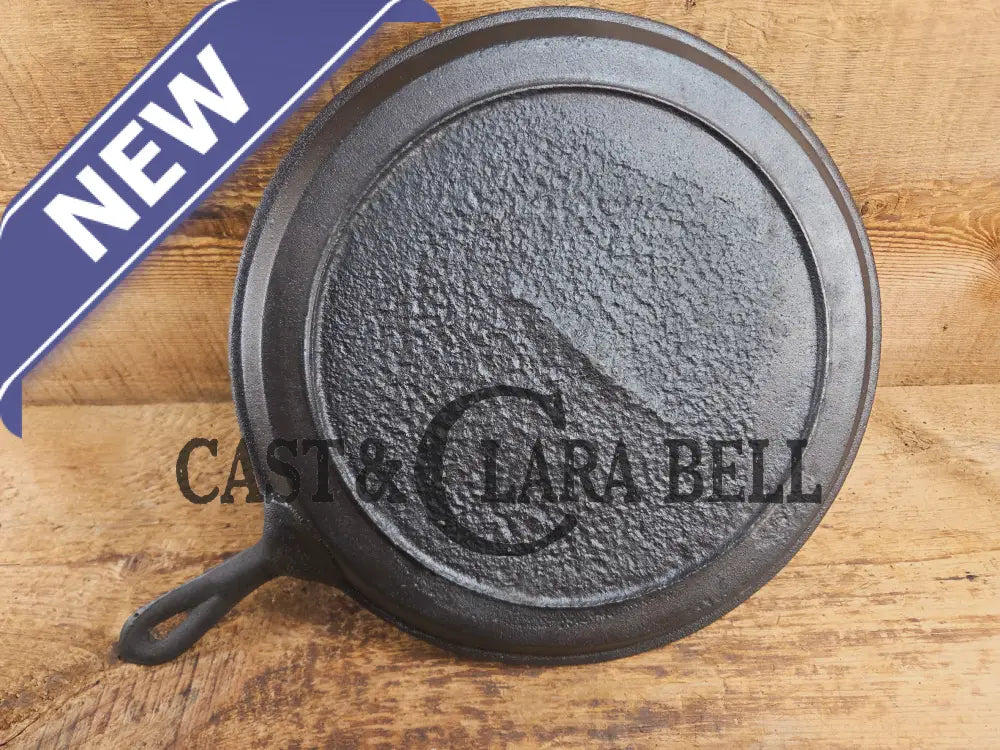 Late 1800’s Antique #9 Round Stove Eye Griddle with Gate mark and Raised 9 semi-fancy handle Griddle