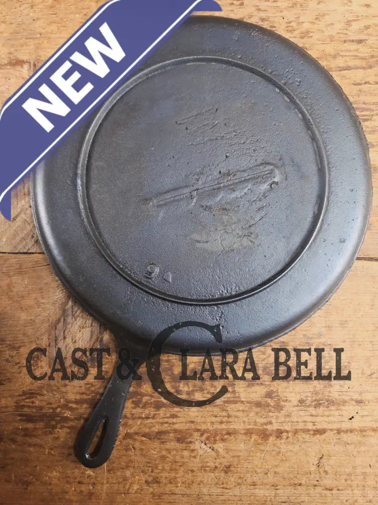 Late 1800’s Antique #9 Round Stove Eye Griddle with Gate mark and Raised 9 straight handle Griddle