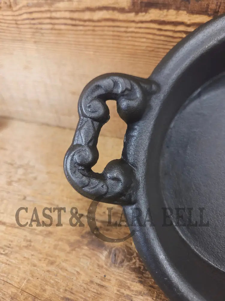 Late 1800’s Antique Gate-marked #8 Cast Iron Griddle/Sad Iron Heater. Ornate fancy handles awesome for cooking &