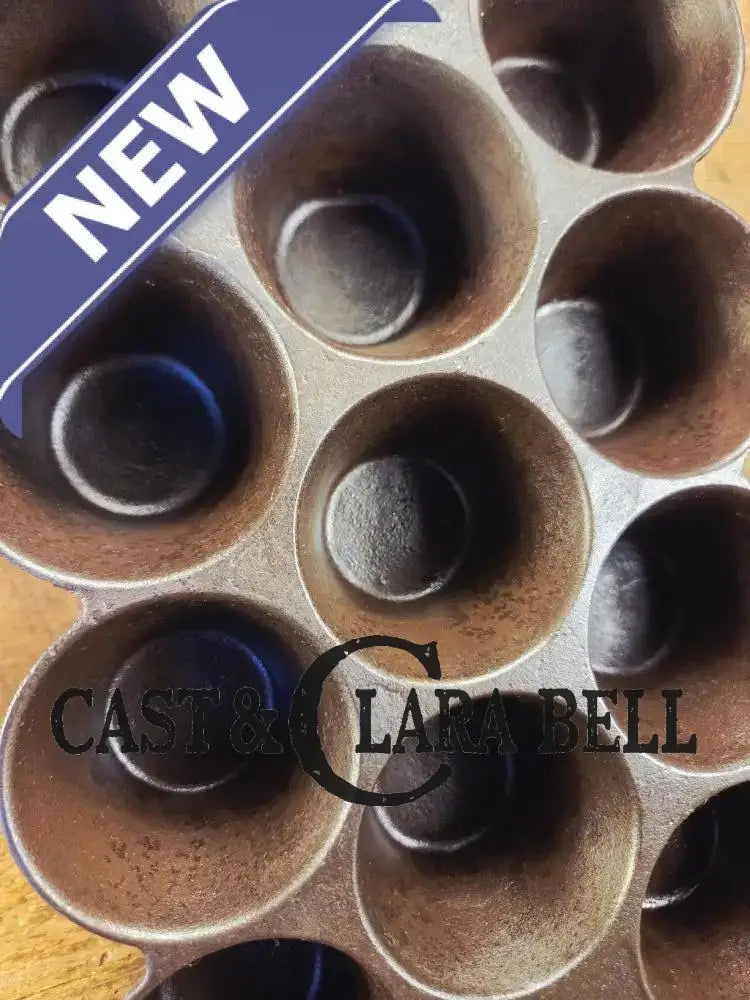 Late 1800βs hard to find Shepard #10 Popover Gem Pan. Phila PA based foundry. Beautifully restored and ready to use!