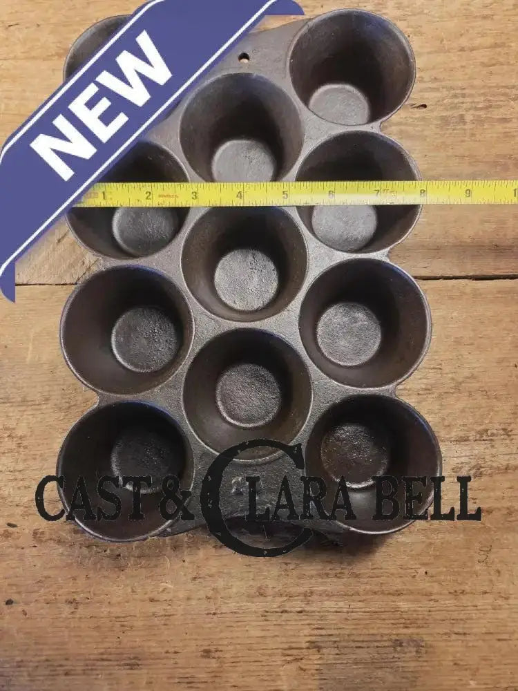 Late 1800βs hard to find Shepard #10 Popover Gem Pan. Phila PA based foundry. Beautifully restored and ready to use!