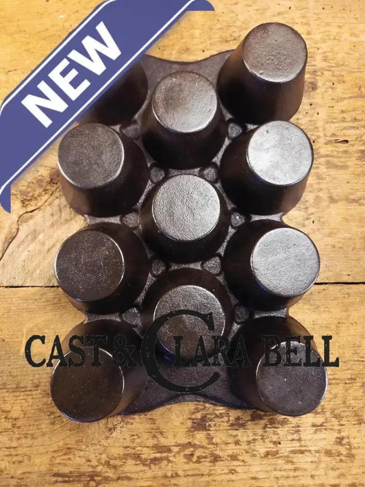 Late 1800βs hard to find Shepard #10 Popover Gem Pan. Phila PA based foundry. Beautifully restored and ready to use!