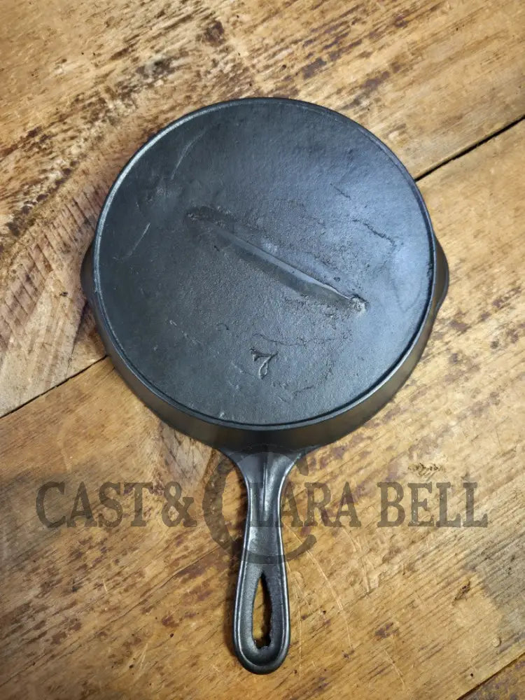 Late 1800βs Unknown Maker Antique #7 Skillet Fancy Handle. Very cool piece to use similar to Griswold Erie Skillet