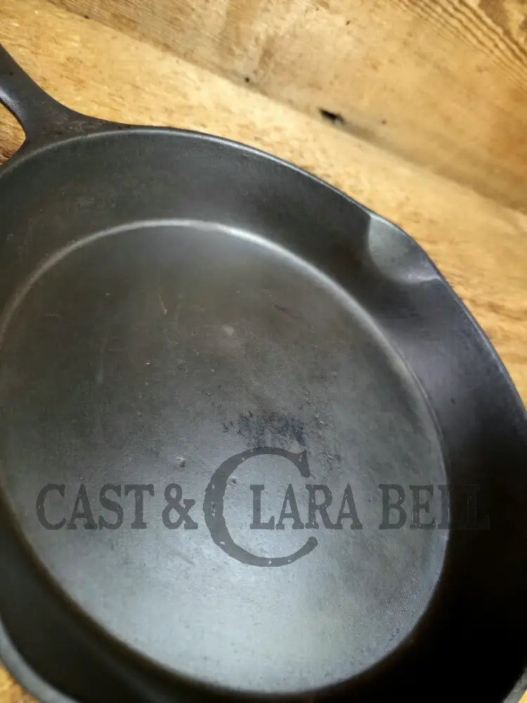 Late 1800βs Unknown Maker Antique #7 Skillet Fancy Handle. Very cool piece to use similar to Griswold Erie Skillet