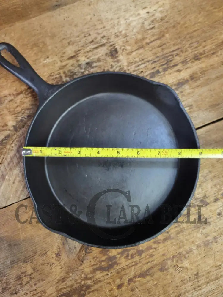 Late 1800βs Unknown Maker Antique #7 Skillet Fancy Handle. Very cool piece to use similar to Griswold Erie Skillet