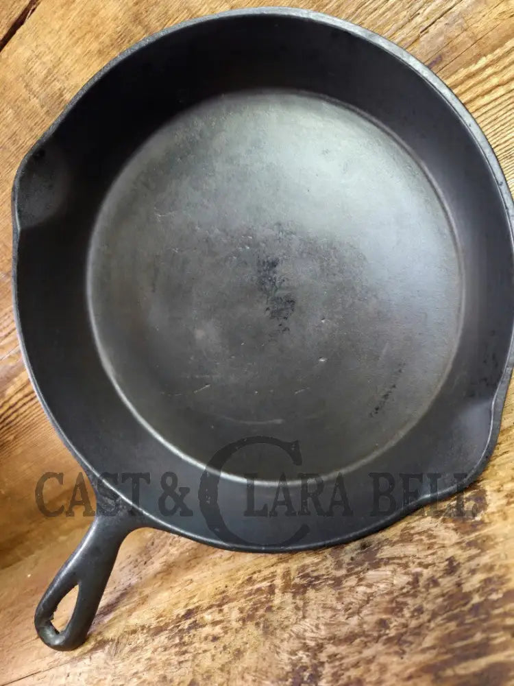 Late 1800βs Unknown Maker Antique #7 Skillet Fancy Handle. Very cool piece to use similar to Griswold Erie Skillet