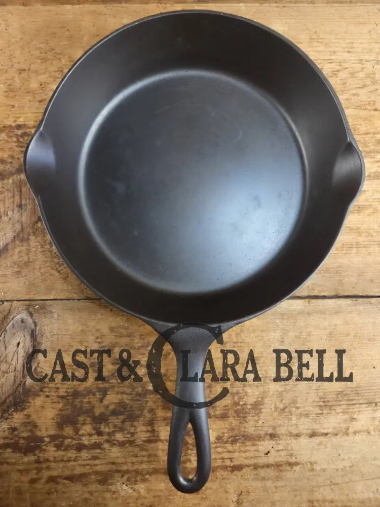 Late 1890βs Griswoldβs ERIE #7 second series skillet. Beautiful and lightweight Skillet