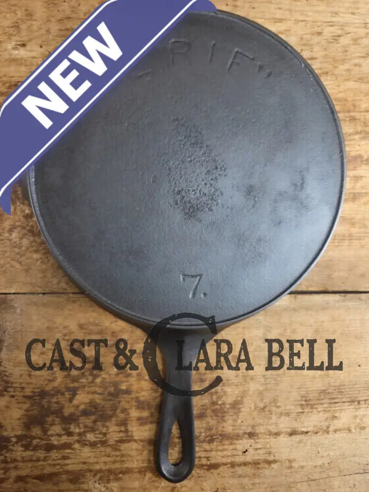 Late 1890βs Griswoldβs ERIE #7 second series skillet. Beautiful and lightweight Skillet