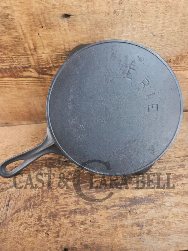 Late 1890βs Griswoldβs ERIE #7 second series skillet. D makerβs mark. Beautiful and lightweight Skillet
