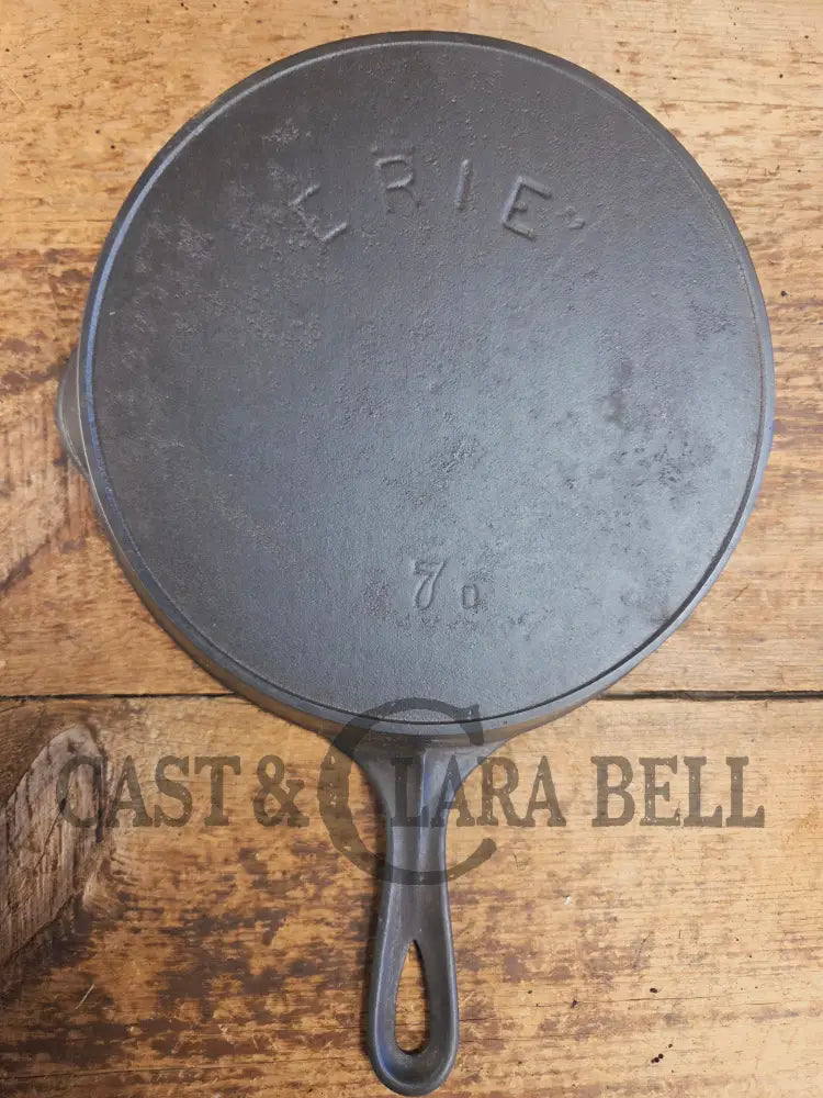 Late 1890βs Griswoldβs ERIE #7 second series skillet. D makerβs mark. Beautiful and lightweight Skillet