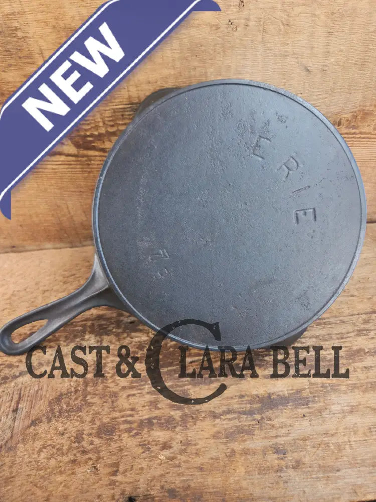 Late 1890βs Griswoldβs ERIE #7 second series skillet. D makerβs mark. Beautiful and lightweight Skillet