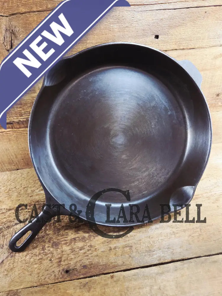 Looking for a BIG skillet?? Wagner #12 Cast Iron Skillet with Heat Ring 14 inch skillet ’A’ SC24
