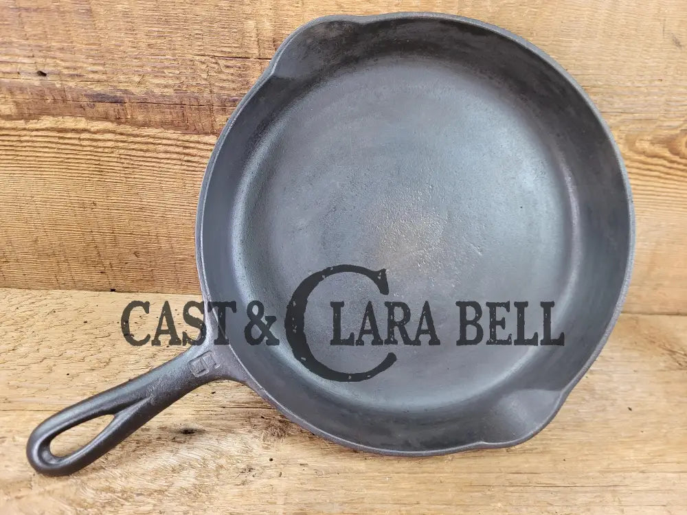 Looking For A Unique One? Hard To Find 1920âS Griswoldâs Victor #6 Skillet With Heat Ring Fully