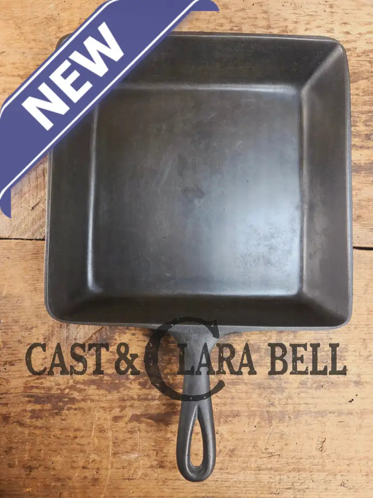 LOVE these skillets. Early 1900βs Lodge square skillet. Versatile pan for your arsenal! Makes wonderful cornbread