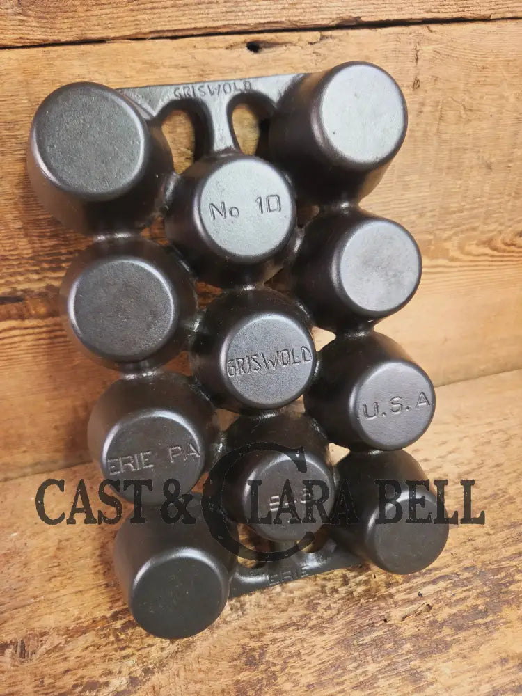 Lovely Griswold No. 10 Popover Pan 948 A Variation 10 with Griswolds & Erie markings. Ready to make brownies muffins or