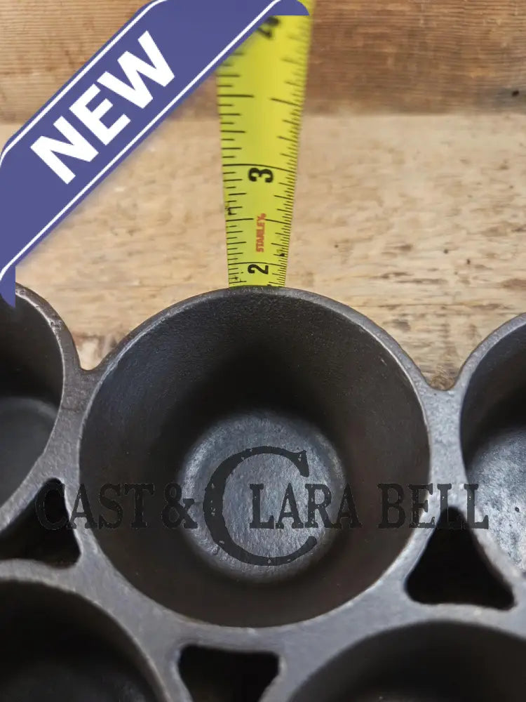 Lovely Griswold No. 10 Popover Pan 948 A Variation 10 with Griswolds & Erie markings. Ready to make brownies muffins or