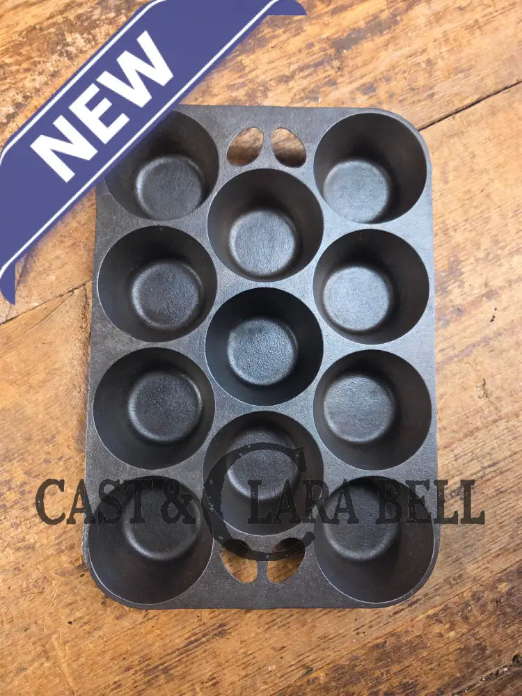 Lovely Griswold No. 10 Popover Pan 949 C. Fully Restored and ready to make the best brownies muffins or cornbread