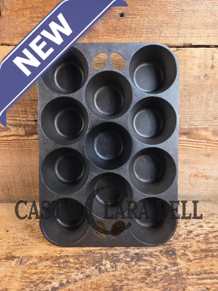 Lovely Griswold No. 10 Popover Pan 949 C. Fully Restored and ready to make the best brownies muffins or cornbread