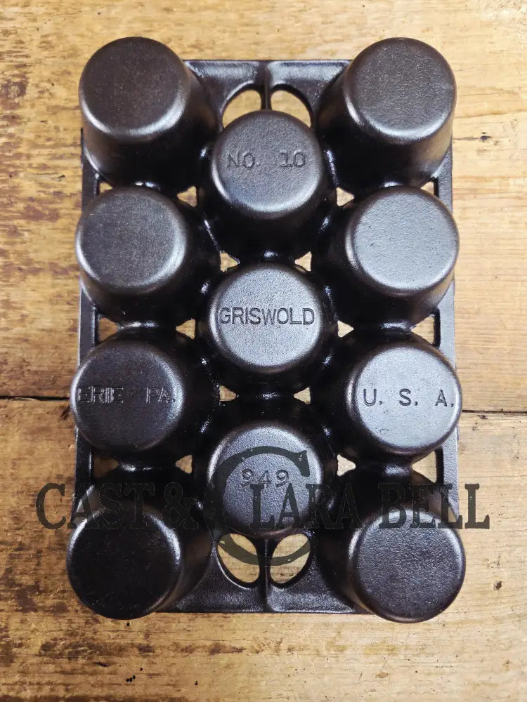 Lovely Griswold No. 10 Popover Pan 949. Fully Restored and ready to make the best brownies muffins or cornbread! SC24