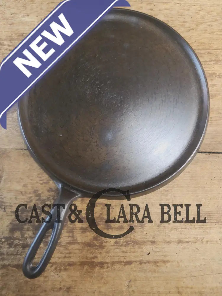Make 90 year old grilled cheese! 1930-40’s Era lodge #9 Round Griddle. Awesome! SC24 Griddle