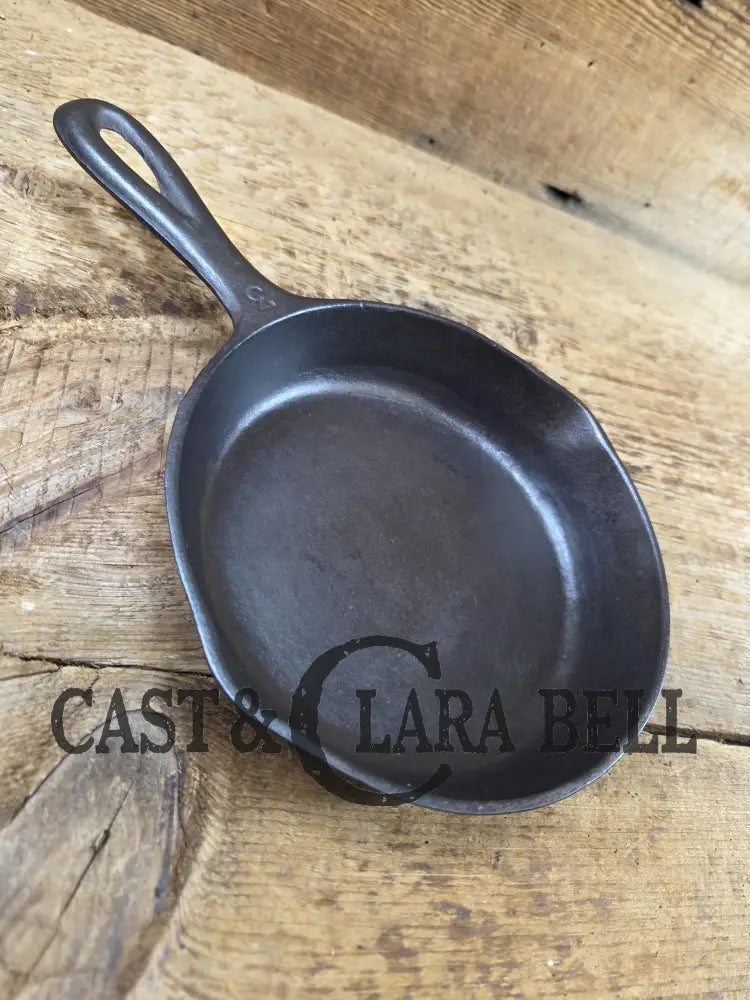 Martin Stove & Range Co. #3 Cast Iron Egg Skillet with ’Hamburger’ Logo Skillet