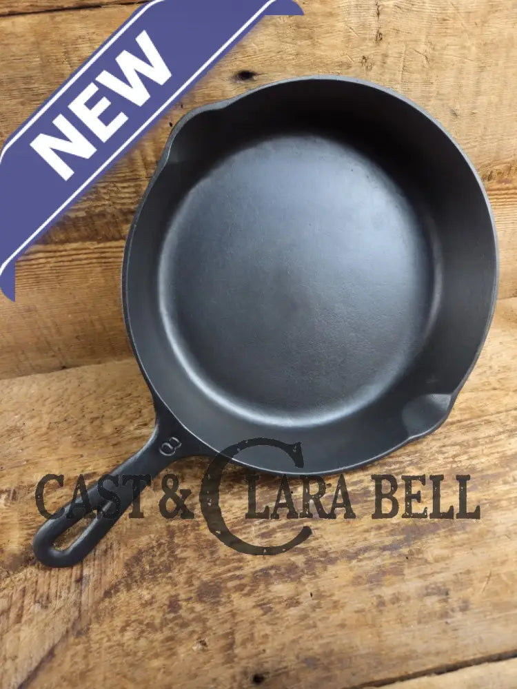 Martin Stove & Range Co. #8 Cast Iron Skillet with βHamburgerβ Logo. Versatile and elegant Skillet