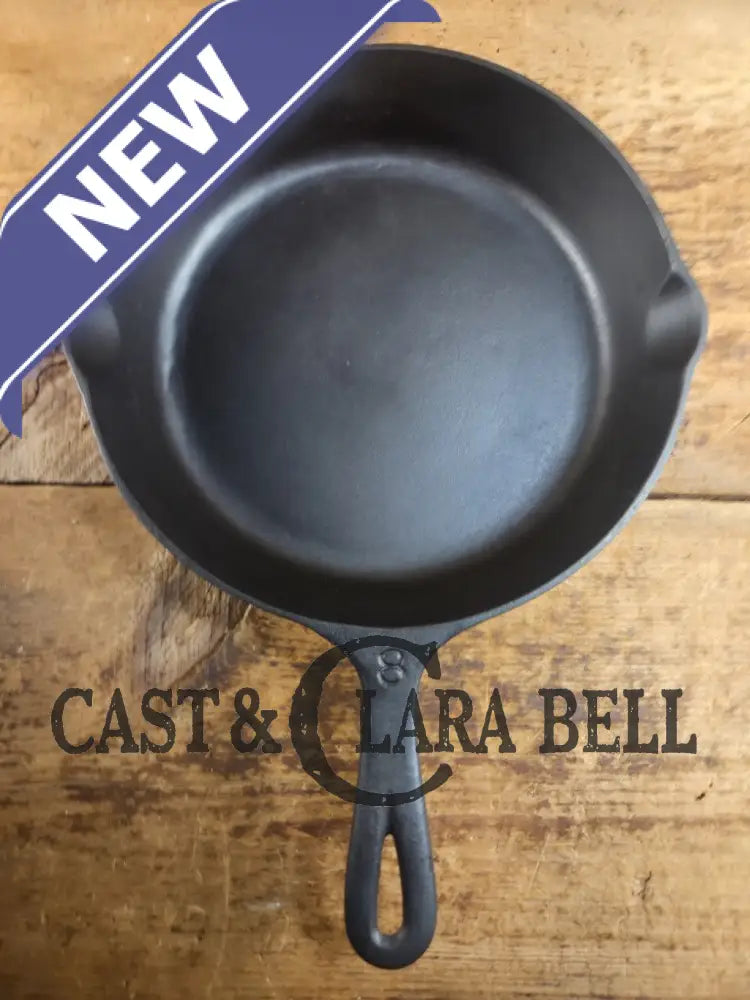 Martin Stove & Range Co. #8 Cast Iron Skillet with βHamburgerβ Logo. Versatile and elegant Skillet