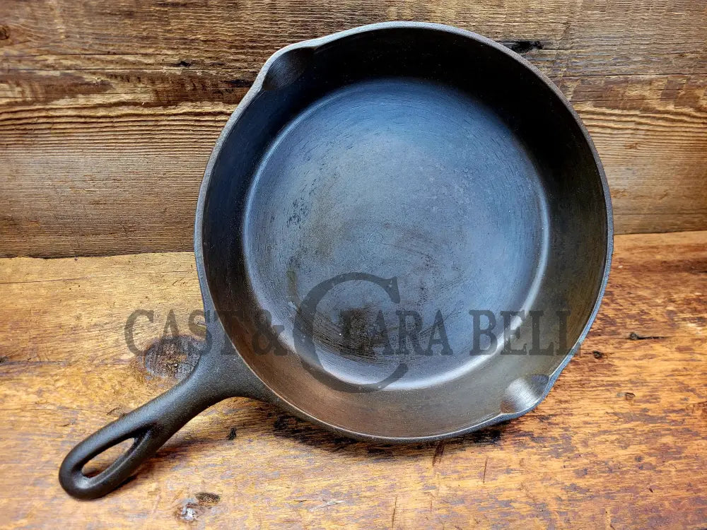 Mid 1900’S Lodge #6 Cast Iron Saute Skillet With 3 Notch Heat Ring Sc24