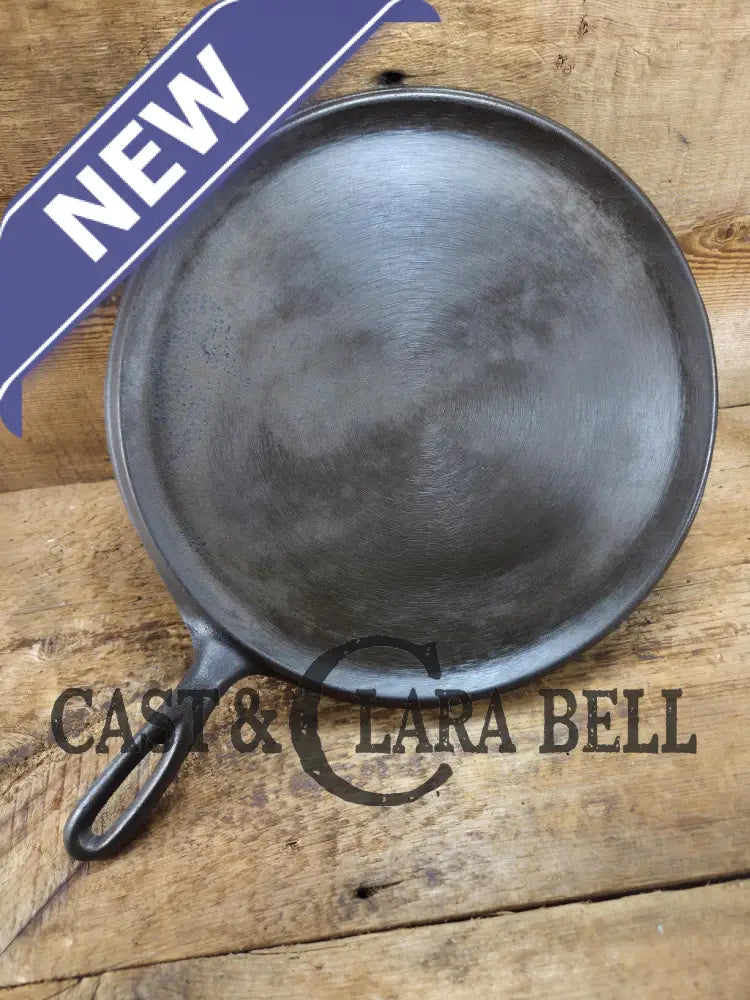 Mid Century Lodge #10 Cast Iron Round Griddle. Great daily user for grilled sandwiches! Wonderful utility griddle (UG)