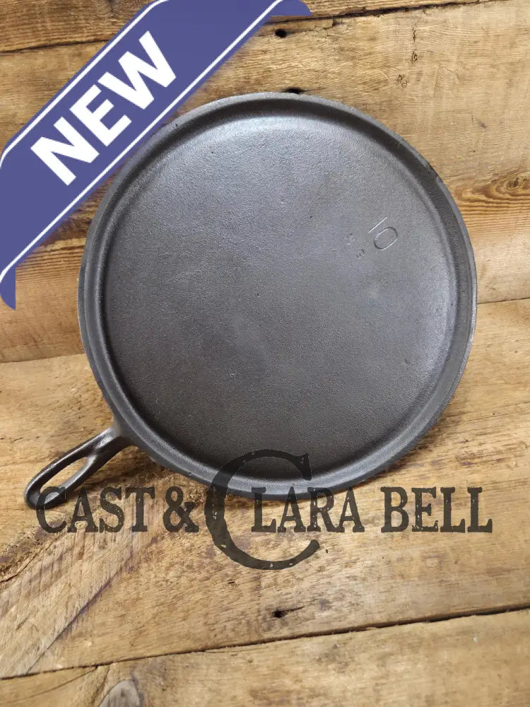 Mid Century Lodge #10 Cast Iron Round Griddle. Great daily user for grilled sandwiches! Wonderful utility griddle (UG)