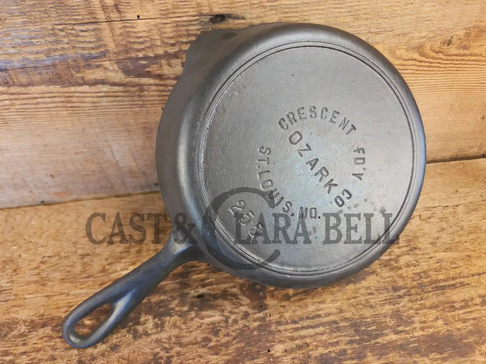 Midwest favorite! Missouri made Crescent Fndry ’Ozark’ #5 Cast Iron Skillet - Skillet
