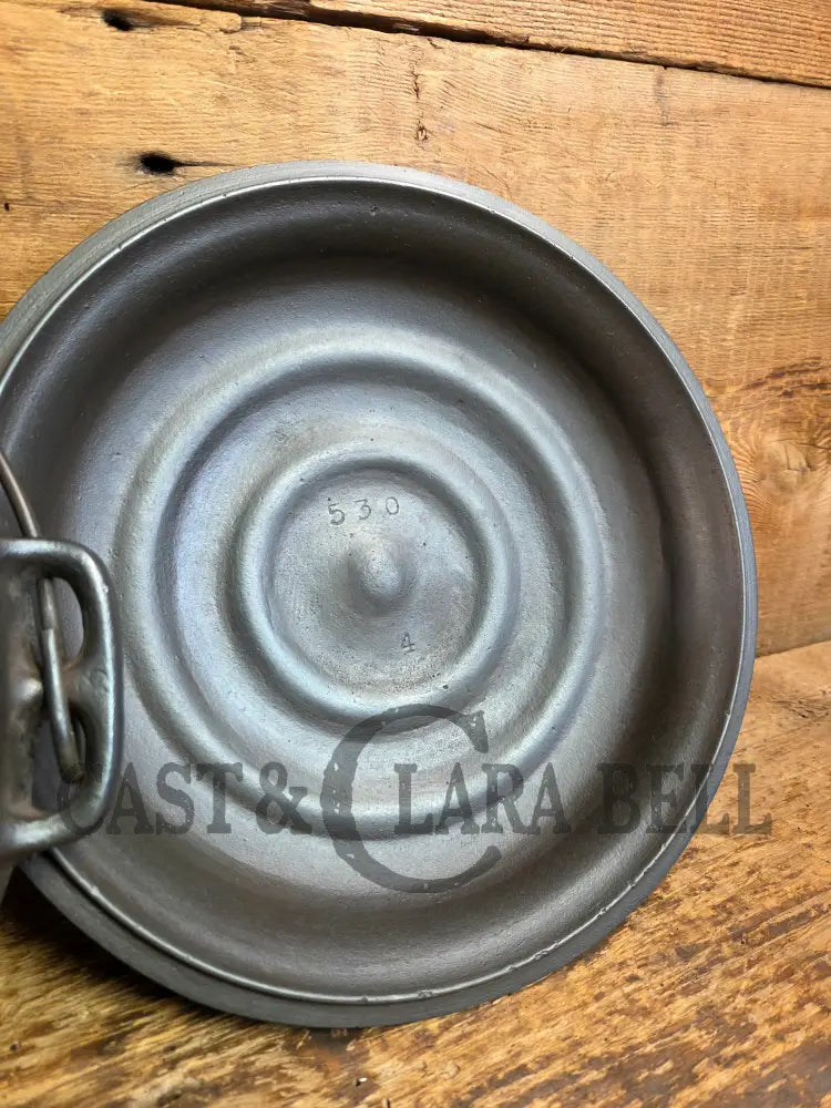 Midwest favorite! Missouri made Ozark #8 Dutch Oven. Fantastic piece great cooker for chili and breads! - Dutch Ovens