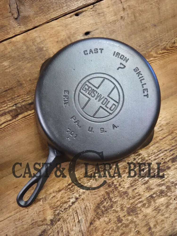 Mint! 1930’s Griswold #7 Skillet with Large Block Logo and Smooth Bottom 701 A Skillet