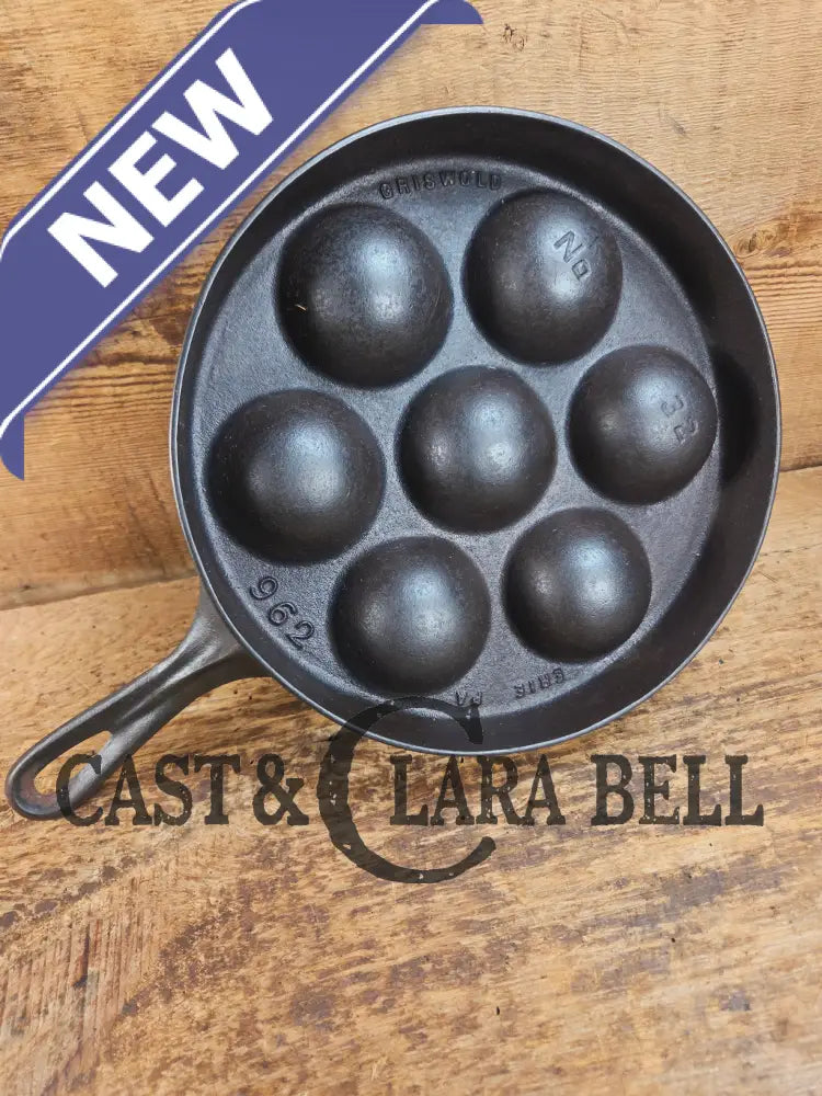 Mint and trending! Beautiful Griswold No. 32 Cast Iron Aebleskiver 962. Awesome poached eggs Skillet