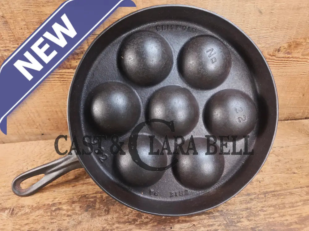 Mint and trending! Beautiful Griswold No. 32 Cast Iron Aebleskiver 962. Awesome poached eggs Skillet