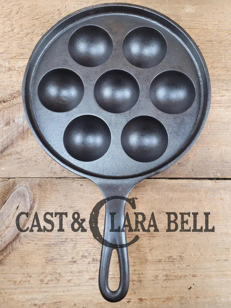 Mint And Trending! Beautiful Griswold No. 32 Cast Iron Aebleskiver 962. Awesome Poached Eggs!