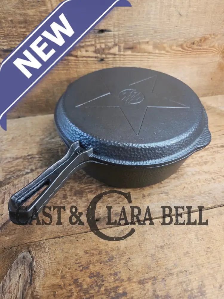 Mint Condition Hammered finish Lodge 4-In-1 star logo Combo Cooker. So versatile and elegant. Perfect gift or fully
