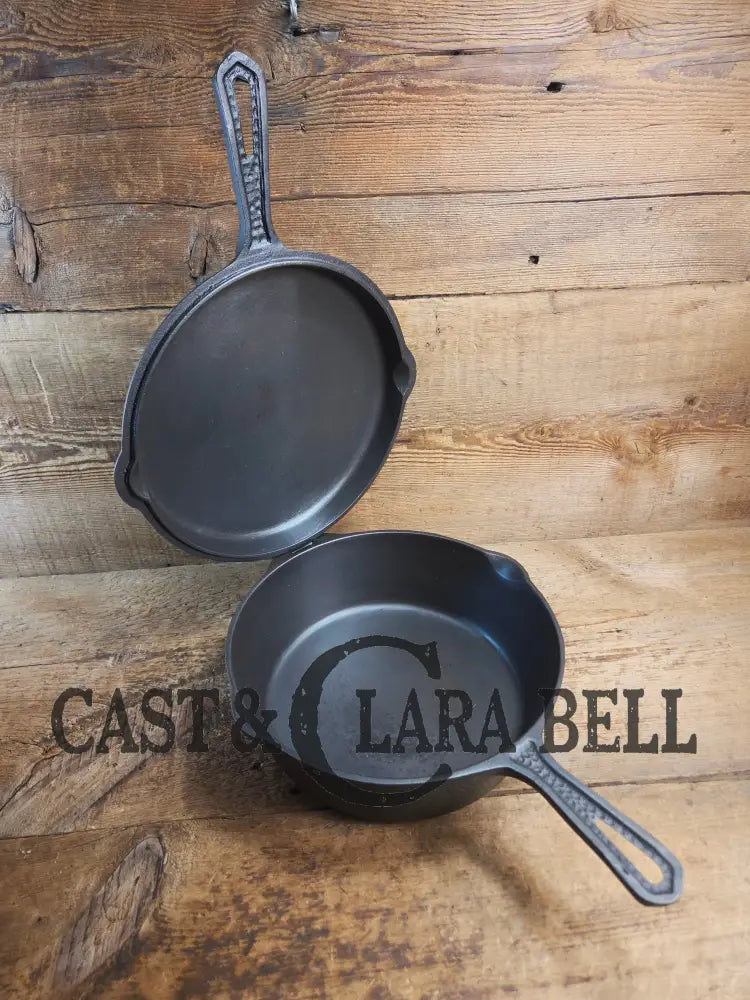 Mint Condition Hammered finish Lodge 4-In-1 star logo Combo Cooker. So versatile and elegant. Perfect gift or fully