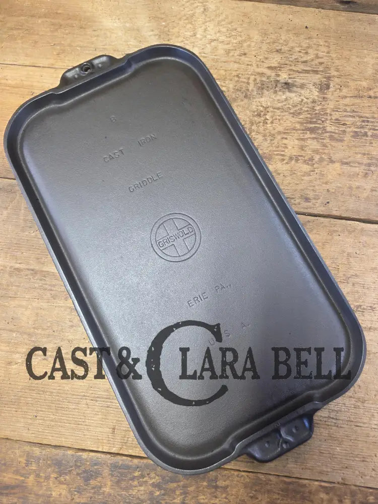 Mint condition looks brand new! 1930’s Griswold #8 Long cast iron griddle. 908 A. Great pancake griddle! Griddle