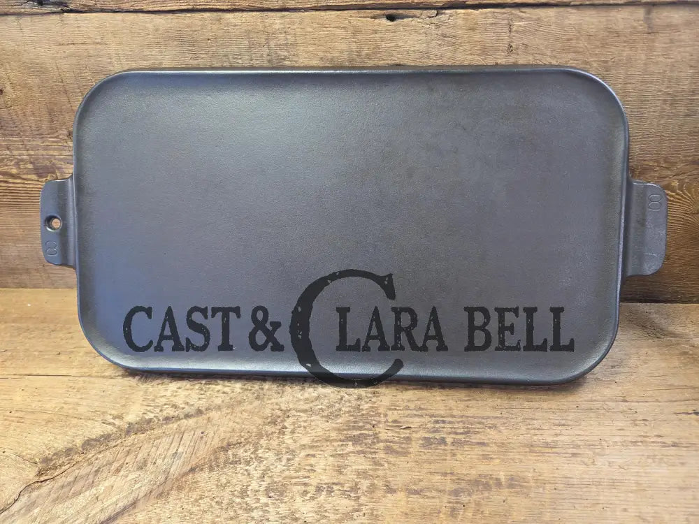 Mint condition looks brand new! 1930’s Griswold #8 Long cast iron griddle. 908 A. Great pancake griddle! Griddle