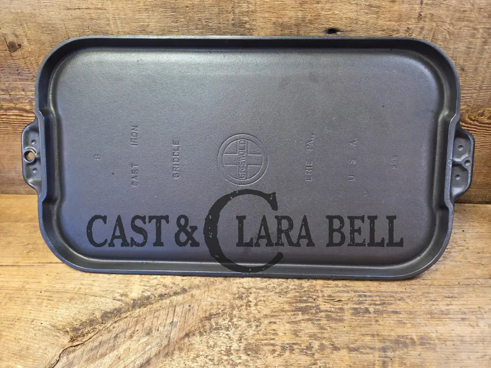 Mint condition looks brand new! 1930’s Griswold #8 Long cast iron griddle. 908 A. Great pancake griddle! Griddle