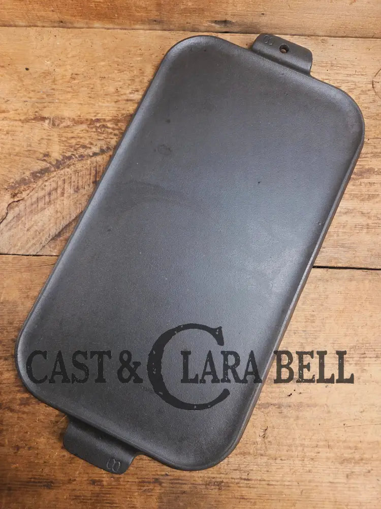 Mint condition looks brand new! 1930βs Griswold #8 Long cast iron griddle. 908 C. Great pancake griddle! Griddle