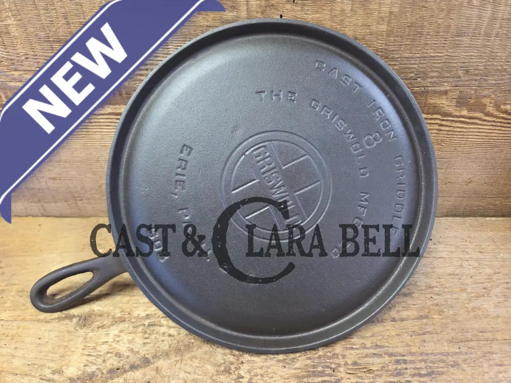 Mint condtion! 1920βs Griswold #8 Round Griddle 608. Collector grade and wonderful daily user! Griddle
