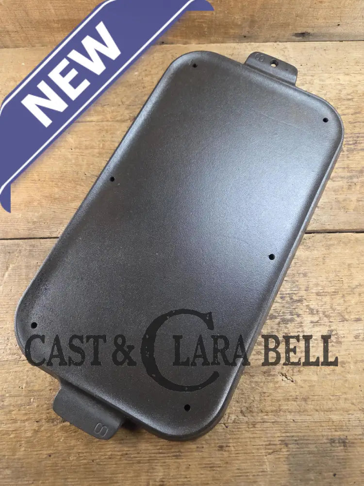 Mint with a twist?! Priced to sell 1930’s Griswold #8 Long cast iron griddle. 908 A. Great pancake griddle! SEE