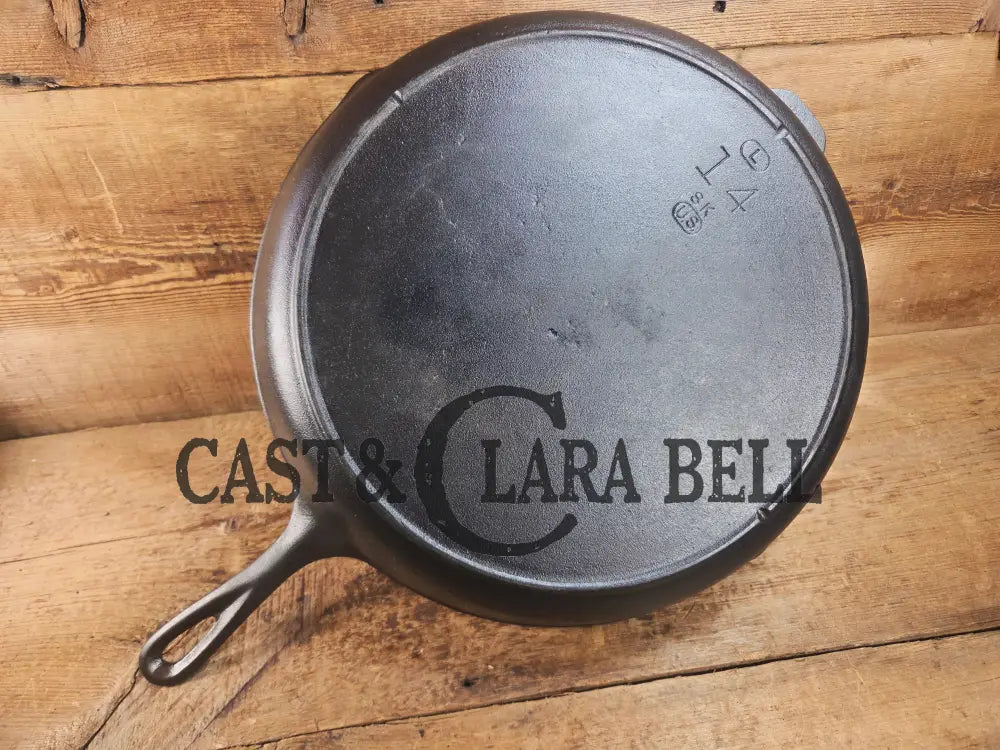 MONSTER! Mid Century era Lodge #14 Cast Iron Skillet with Three Notch Heat Ring ’US’ marking. HUGE and perfect for